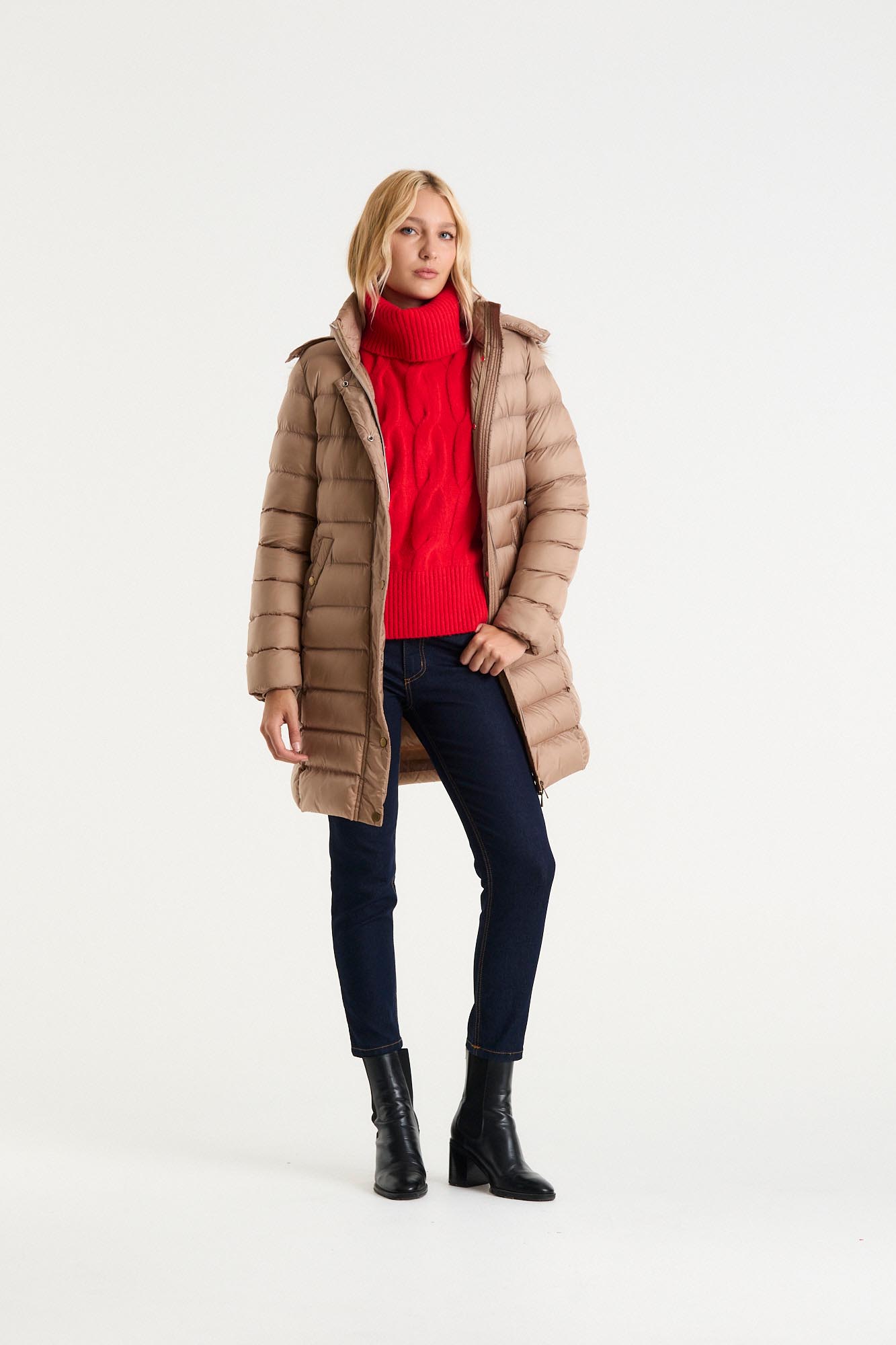 CAMPERA NIGOTA BEIGE CLARO